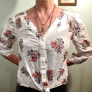 White Floral Loft Top with Knotted Waist